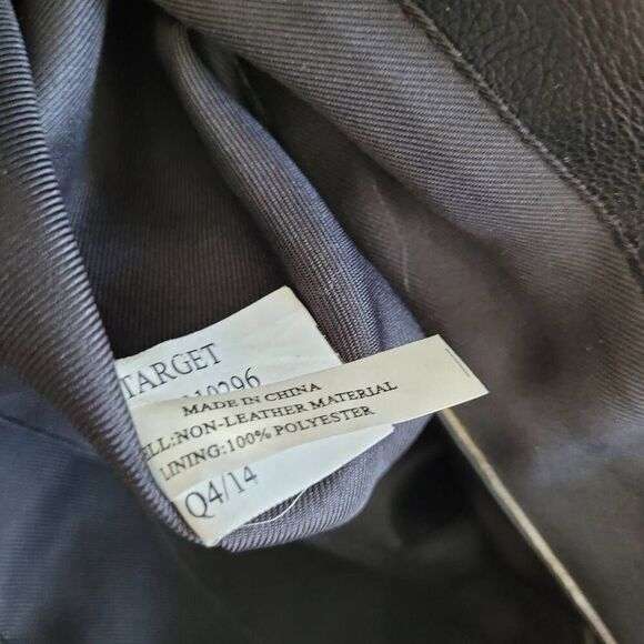 Faux leather backpack square shape alternative goth grunge alt minimalist modern - Picture 14 of 14